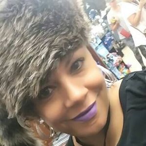 Meet your Posher, Farria